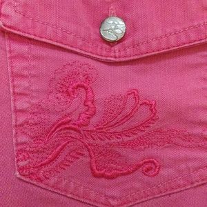 20W Coral Pink Gloria Vanderbilt Bermuda shorts